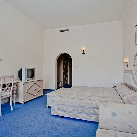 Resort Royal Park 4*