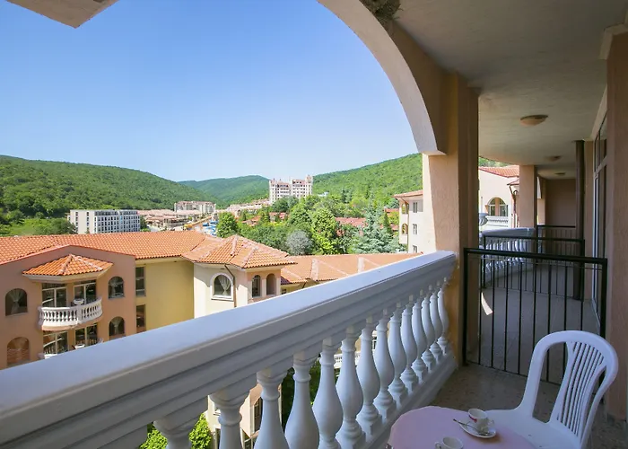 Royal Park Resort 4*