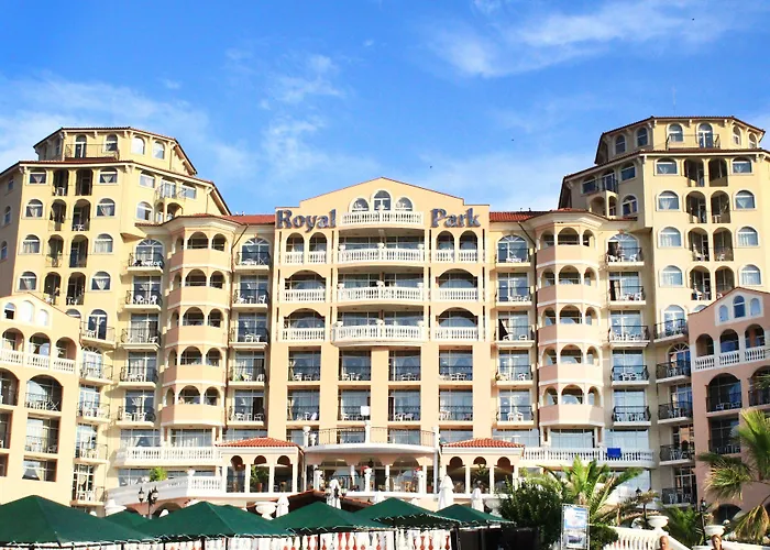 Royal Park Resort Elenite