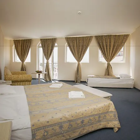 リゾート Royal Park 4*