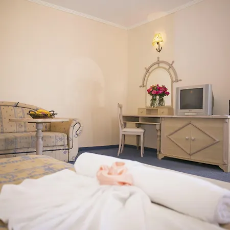 Ośrodek wypoczynkowy Royal Park 4*
