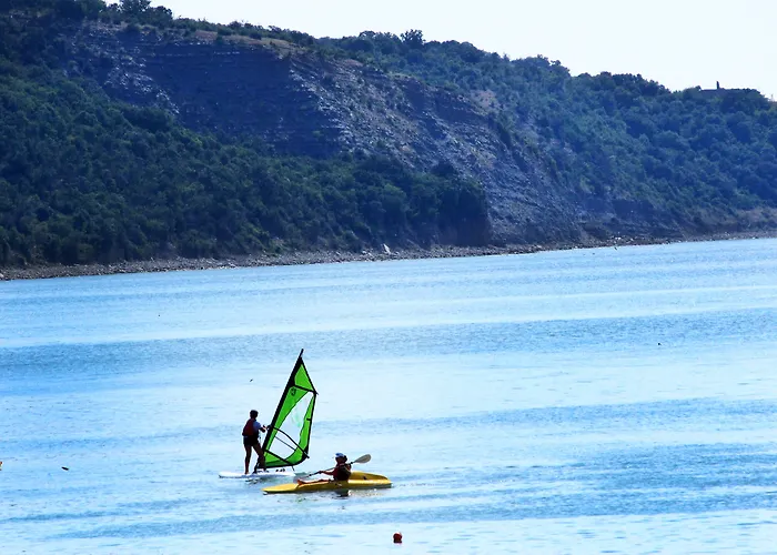 Royal Park 埃勒尼特