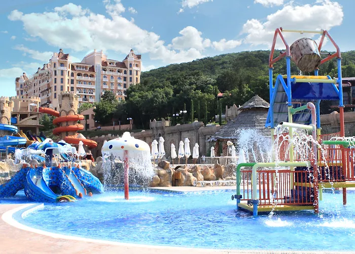 Royal Park Resort 4*