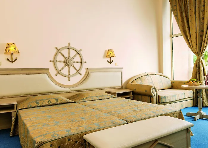 度假村 Royal Park 4*