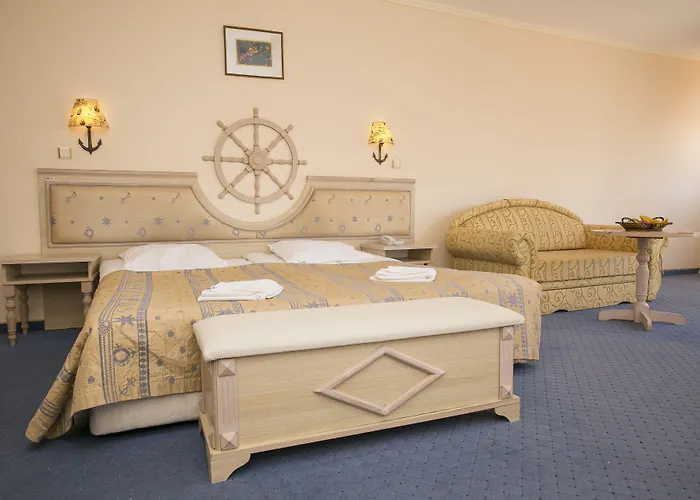 Royal Park 埃勒尼特