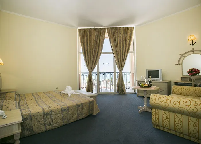 Royal Park 度假村 埃勒尼特