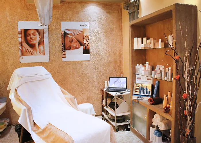 Royal Park 度假村 埃勒尼特