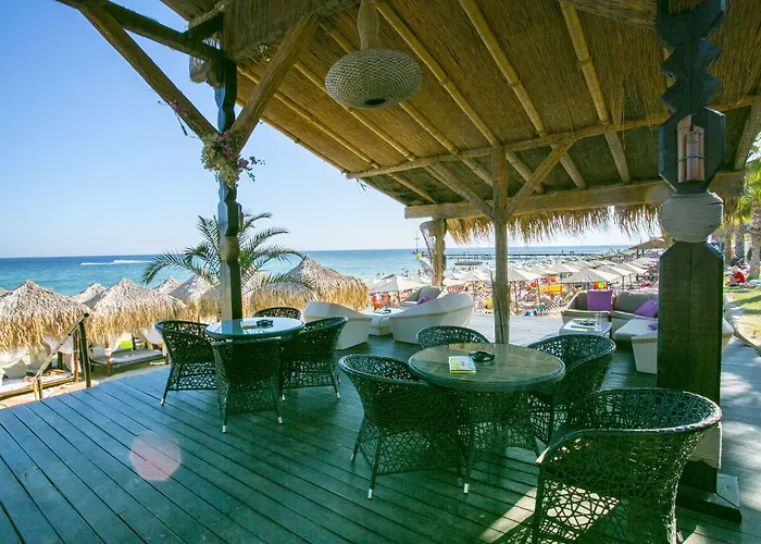 度假村 Royal Park 埃勒尼特