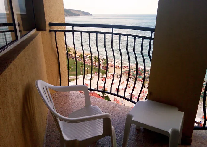 Royal Park 4* 埃勒尼特